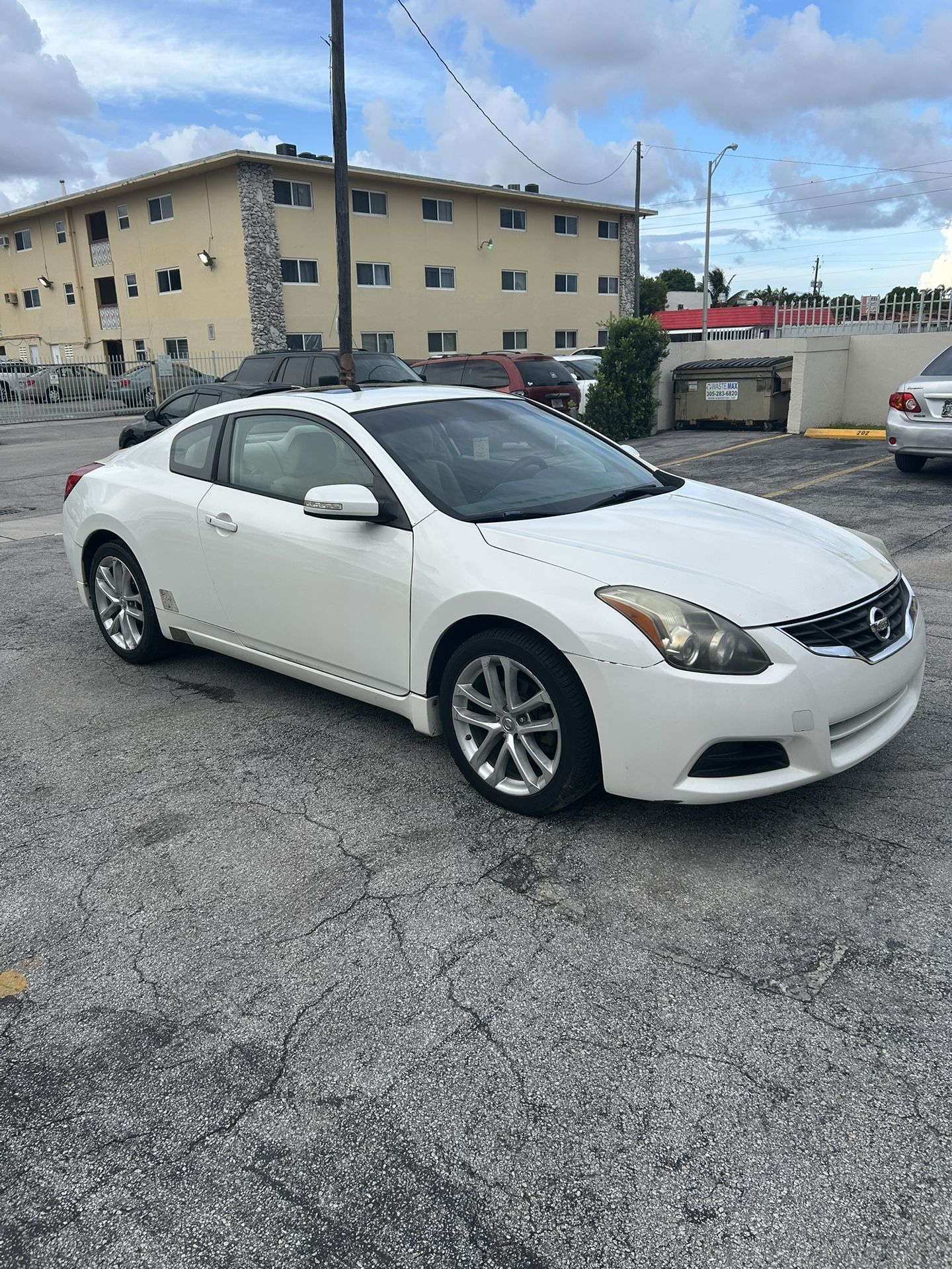 2012 Nissan Altima Coupe