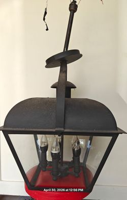 Free Dame 27.6 Inch 5 LED Light Foyer Pendant in good condition with Clear Glass in Textured Black