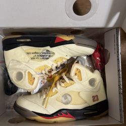 Off White Sail 5 