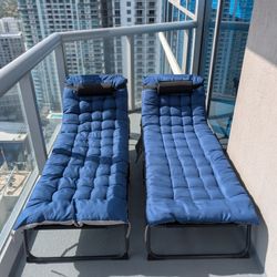 Outdoor Lounge Chairs