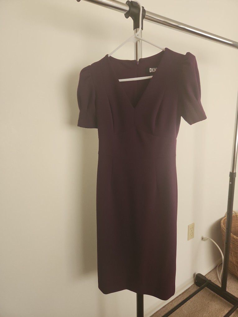 Dkny Dress Size 2 New With No Tag