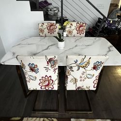 5 Pieces Homary Rectangle Dining Table Set