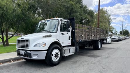 2019 freightliner M2 56,000 miles