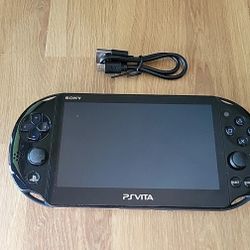 Ps Vita 2000