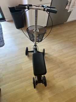 BodyMed Knee Scooter with basket