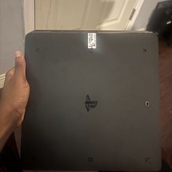 PS4 Slim