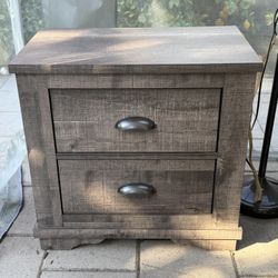 Coralee Grey Nightstands (2)