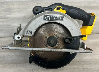 DeWalt DCS393 20V MAX 6-1/2" Cordless Circular Saw - Tool Only(PO1022476)
