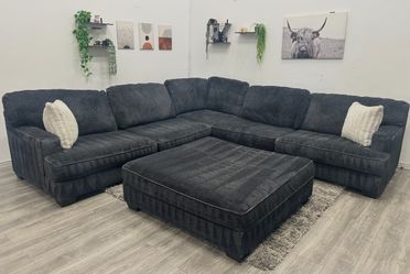 Ashley Rawcliff Sectional Couch - Free Delivery