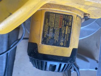 10” compound miter saw  Dewalt