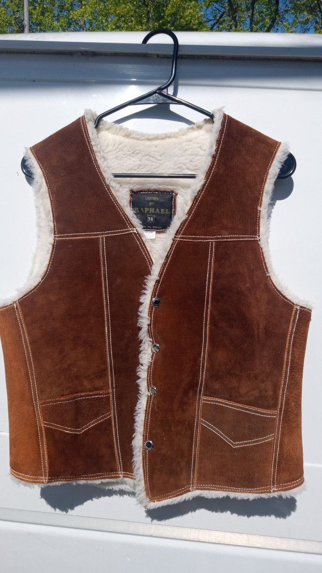 Raphael Leather Vest Sherpa Lined
