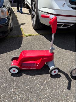 Radio Flyer Scooter and Ride-On Toy