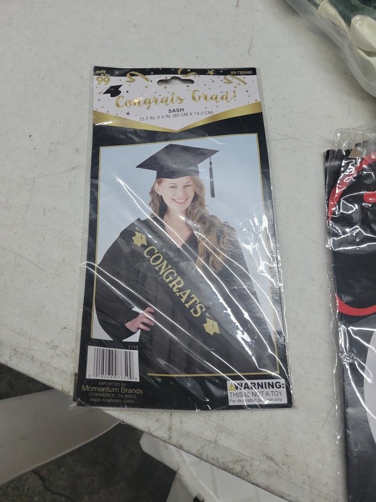 Congrats Party Decorations