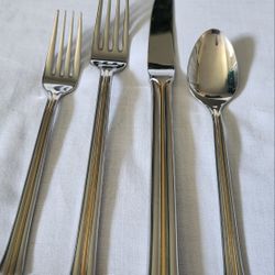 Mikasa Silverware Set