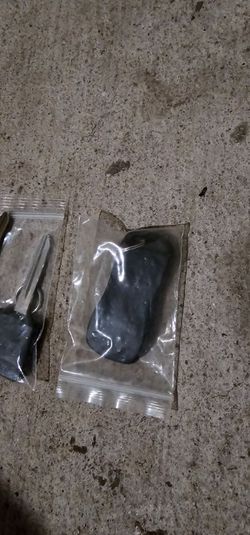Blank Ford keys and fob