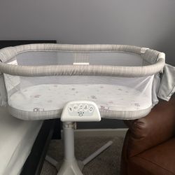 Halo Bassinet Swivel 