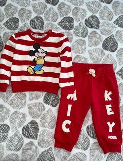 Disney Macy’s 18 months baby boy warm outfit