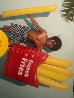 Inflatable French fry pool noodles