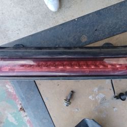 2002 Tahoe 3rd brake light assembly