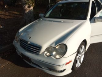 White Mercedes 230 s