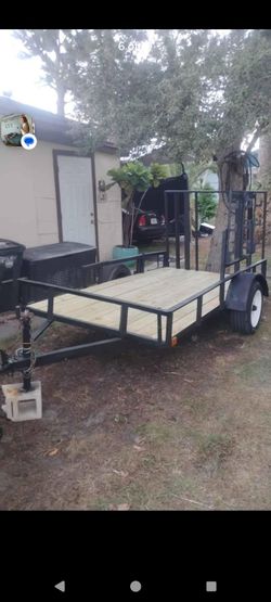 10 1/2 foot trailer