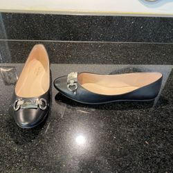 Kate Spade Leather Flats Style PAYTTON Size 10B Black