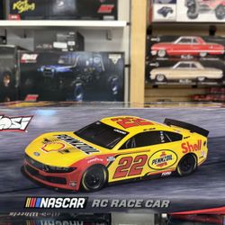 Losi NASCAR 1/12 (Joey Logano #22) PENNZOIL RTR Battery & Charger Combo.