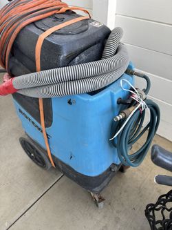 Carpet Cleaning Machine