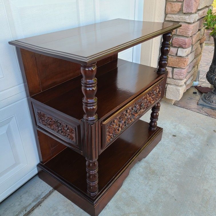 Heavy Wood Carved Vintage Table Orstand