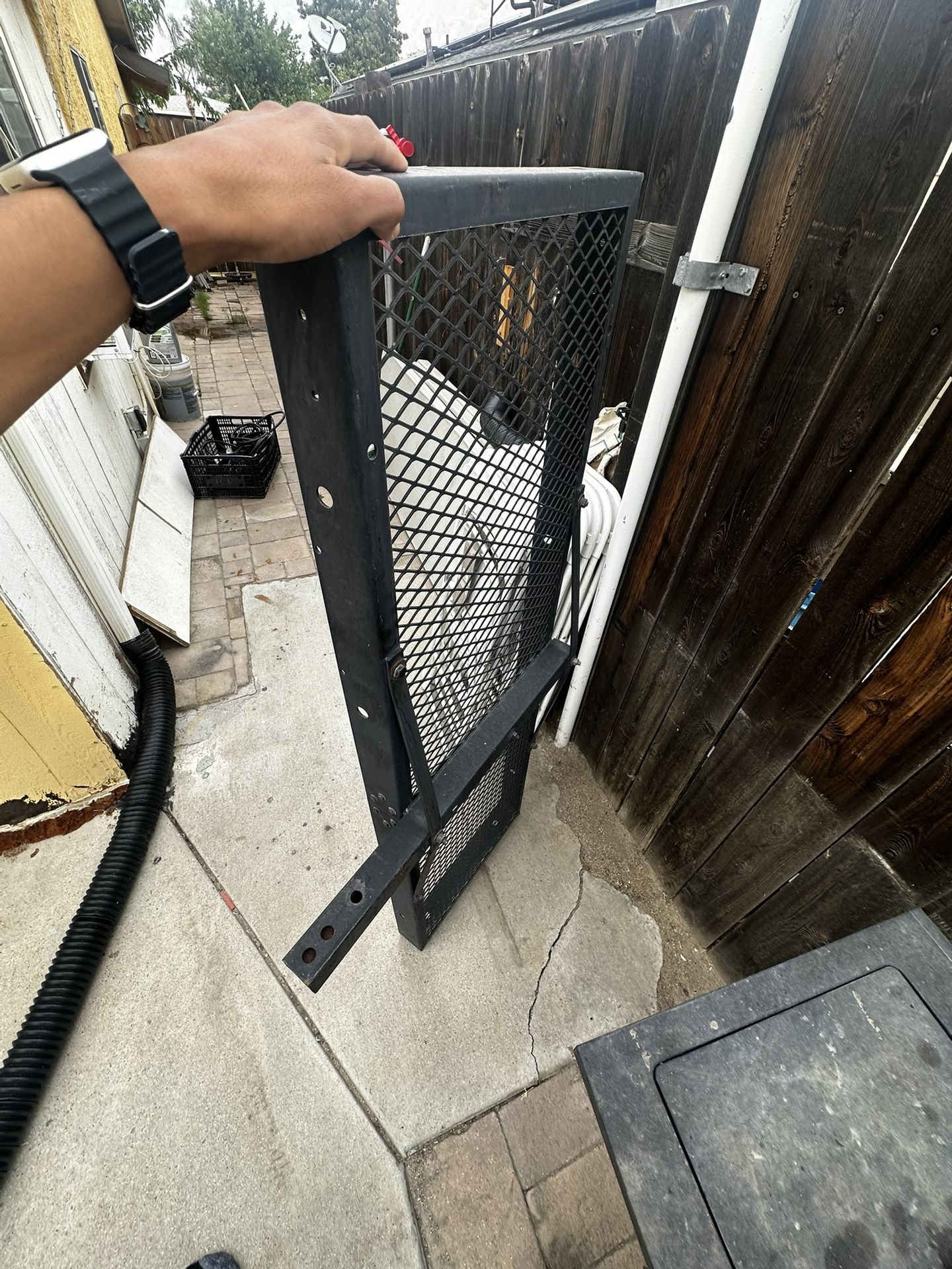 Hitch Cargo Carrier