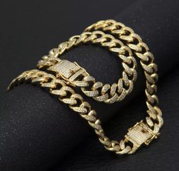 New 18 k yellow gold Cuban iced chain and bracelet