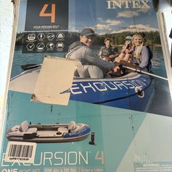 Intex Excursion 4 Person Boat