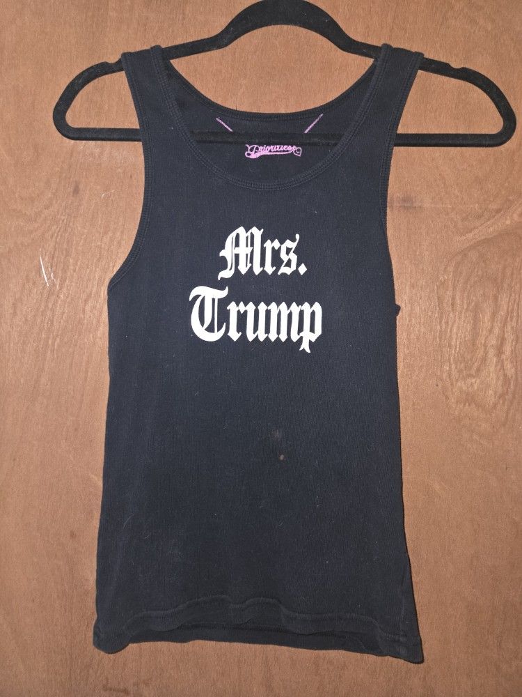 Mrs Trump Tank Top W  Large 
