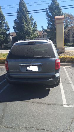 2001 Chrysler Town & Country