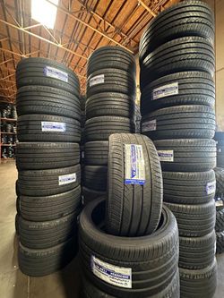 305/35/24 NEW SET OF TIRES
