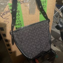 Coach/ Bag/ Coach Signature And Matching Wallet