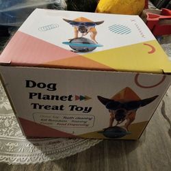 Christmas Gift For Dogs And Cats Foraging Treat Toy For Pets