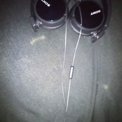 Sony Headphones Black With mic