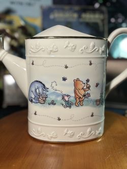 Lenox 2000 Disney “ A Pooh- Ish Type Of Garden “Winnie the Pooh Ceramic Watering Can – Collector Piece