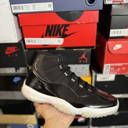 Jordan Jubilee 11s  size 9.5 VNDS