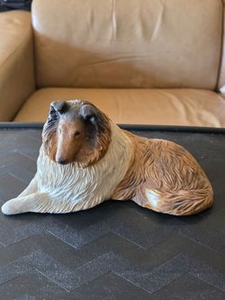 Collie Dog Statue / Sculpture
