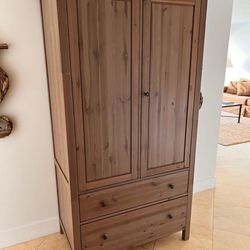 $265 Wardrobe/Armoire With 2 Drawers