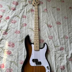 Bass Squier Precision Bass