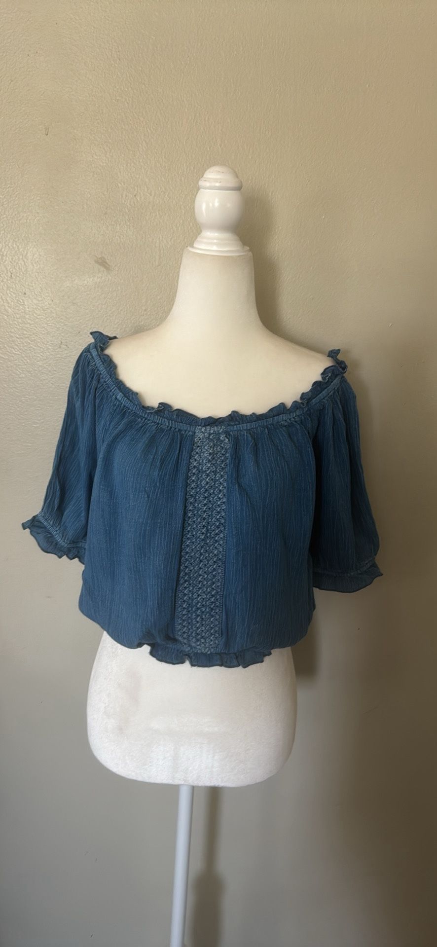 Crop Top Off Shoulders