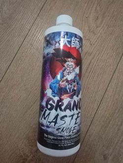 GRAND MASTER SMOKE 32oz Soak & Wash Glass Pipe Cleaner - Cleanse, Deodorize, Restore - No Shaking/No Scrubbing