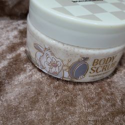 Disney Alice In Wonderland Body Scented 3.3 Lemon Body Scrub