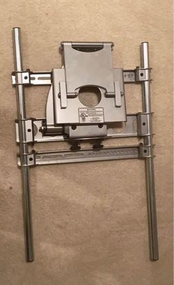 TV wall mount for 30”-50” TV’s