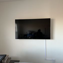 Tv   M O U N T I N G