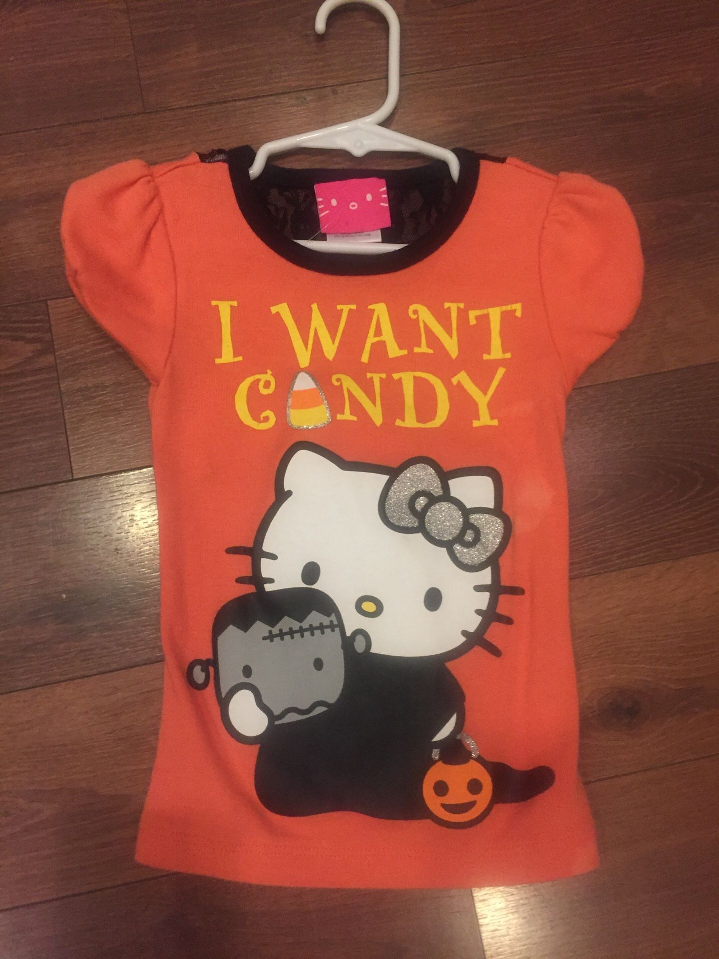 Hello kitty Halloween T-shirt. Size 4