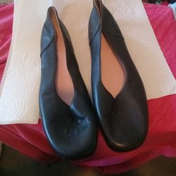 Taryn Rose Sz10.5